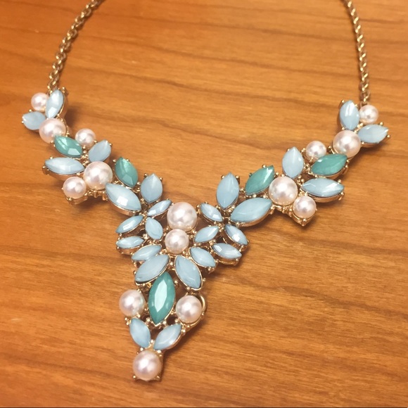 Forever 21 Jewelry - F21 statement necklace floral blue green Pearl